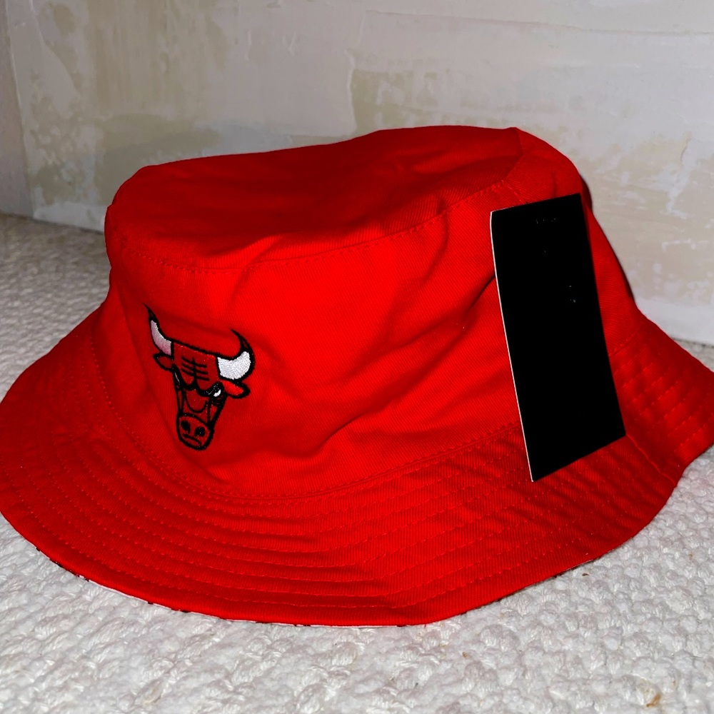 Chicago bulls bucket hat